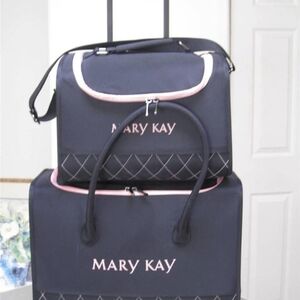 Mary Kay Black and Pink Women's Bag Set